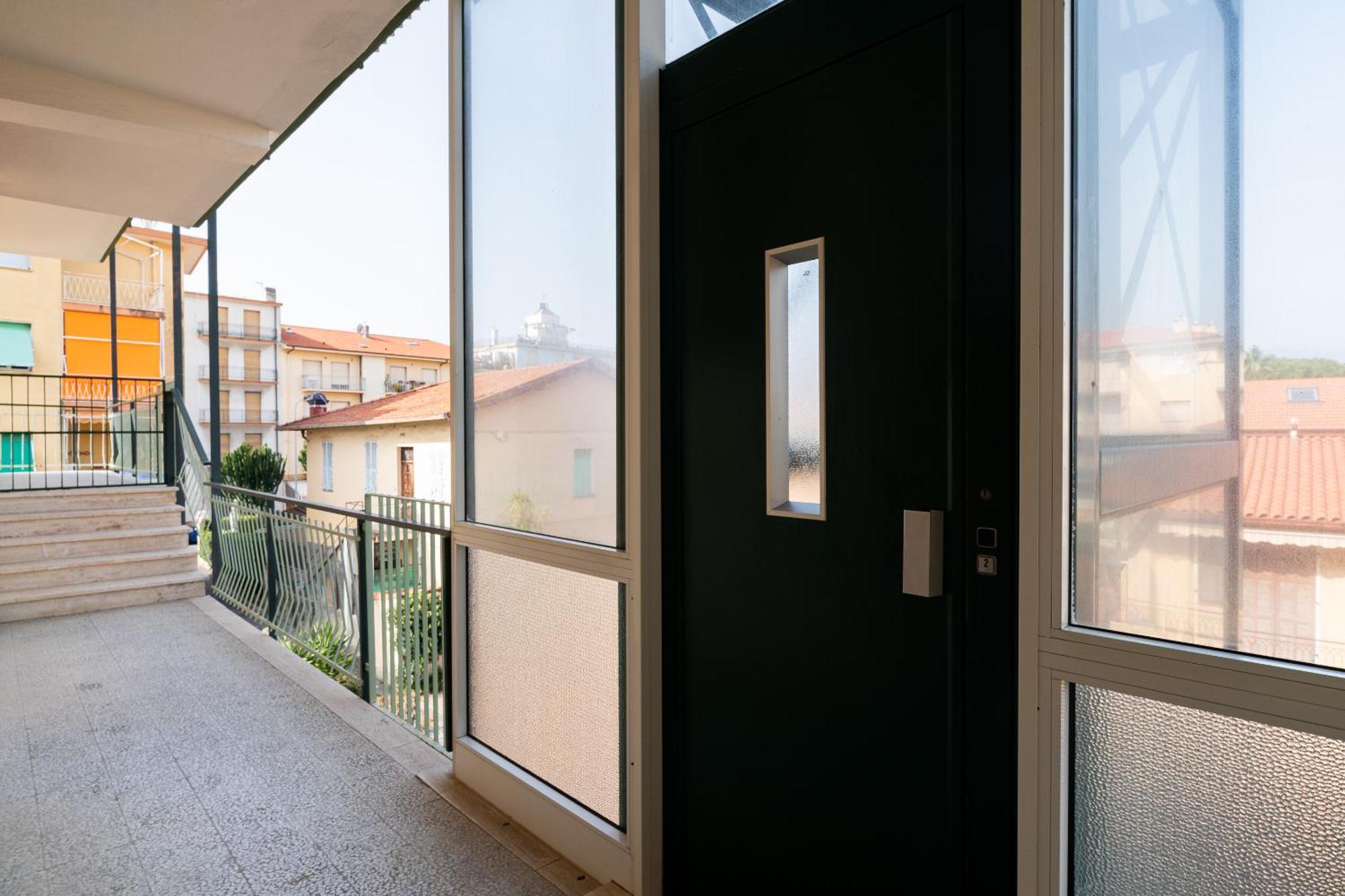 Casa Silvia - Central - Terrace - Wifi Bordighera Exterior photo
